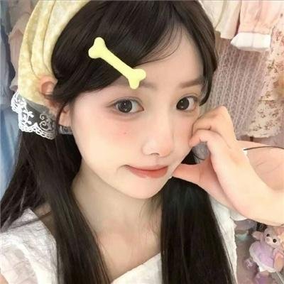 暗红